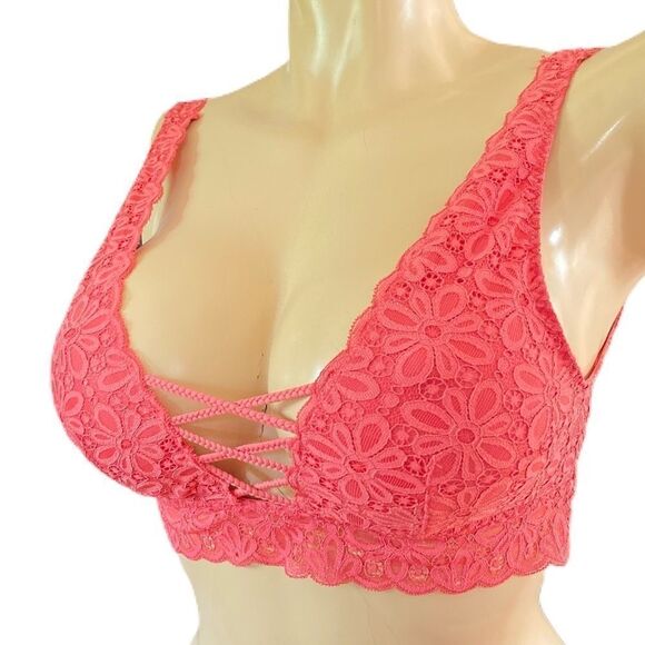 Victoria’s Secret braided plunge lace bralette bra - Picture 8 of 8